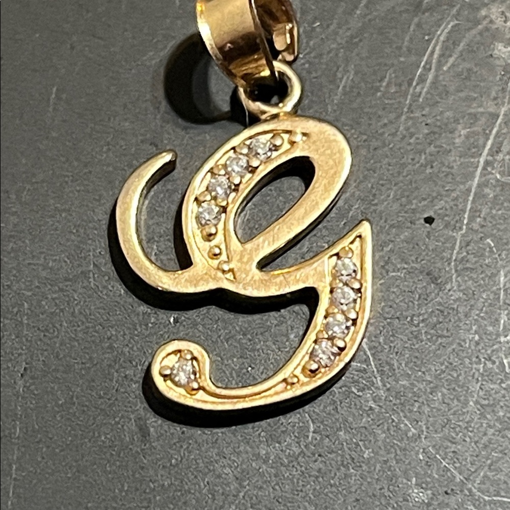 Elegant Gold Initial Pendant with Crystals